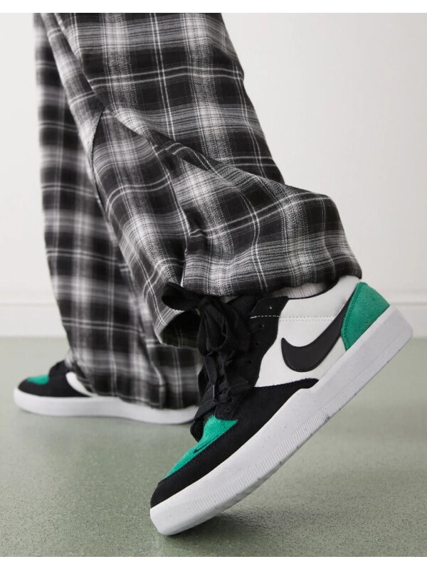 Кроссовки спортивные женские для скейтбординга Nike SB Force 58 54654664