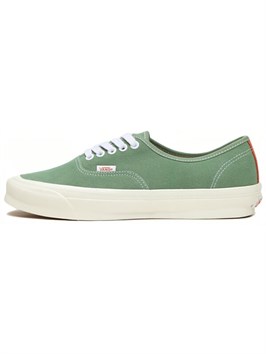 {{productViewItem.photos[photoViewList.activeNavIndex].Alt || productViewItem.photos[photoViewList.activeNavIndex].Description || 'Vans Vault Og Authentic Lx Suede Loden Green'}}