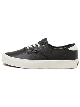 {{productViewItem.photos[photoViewList.activeNavIndex].Alt || productViewItem.photos[photoViewList.activeNavIndex].Description || 'Authentic Vans Lux &#39;Black&#39;'}}