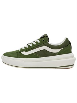 {{productViewItem.photos[photoViewList.activeNavIndex].Alt || productViewItem.photos[photoViewList.activeNavIndex].Description || 'Vans Old Skool Overt Plus ComfyCush &#39;Cozy Camper&#39;'}}