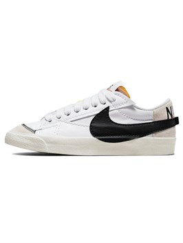 {{productViewItem.photos[photoViewList.activeNavIndex].Alt || productViewItem.photos[photoViewList.activeNavIndex].Description || 'Nike Blazer Low &#39;77 Jumbo кроссовки для треккинга'}}