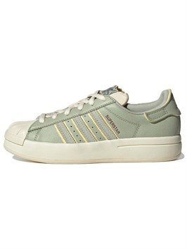 {{productViewItem.photos[photoViewList.activeNavIndex].Alt || productViewItem.photos[photoViewList.activeNavIndex].Description || 'Кроссовки adidas Originals Superstar Women&#39;s Ayoon &#39;Halo Green&#39;'}}