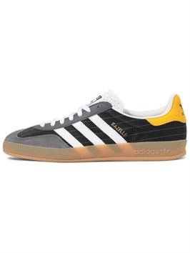 {{productViewItem.photos[photoViewList.activeNavIndex].Alt || productViewItem.photos[photoViewList.activeNavIndex].Description || 'Adidas Gazelle Indoor Olympic Black'}}