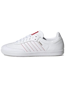 {{productViewItem.photos[photoViewList.activeNavIndex].Alt || productViewItem.photos[photoViewList.activeNavIndex].Description || 'Adidas Samba Vegan Disney Minnie'}}